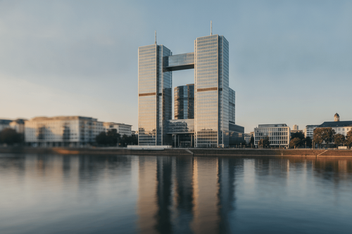 EZB hebt erstmals seit Jahren die Zinsen zur Inflationsbekämpfung an