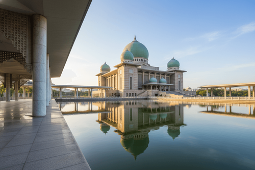 Malaysia: Vorgezogene Neuwahlen als Stimmungstest für Premier Anwar