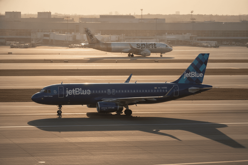 JetBlue profitiert von Spirit-Niedergang trotz begrenztem Aufwärtspotenzial