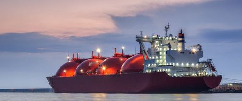 Mehrere LNG-Tanker auf dem Weg