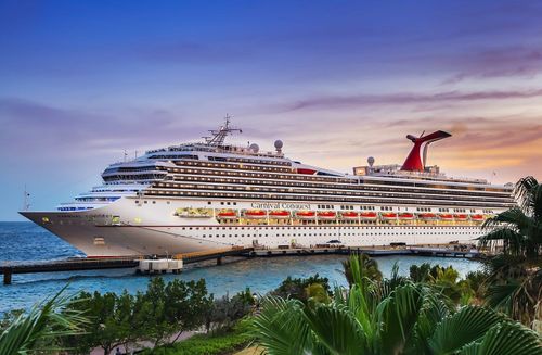 Kreuzfahrtbranche: Carnival leiht sich $2 Mrd.