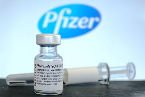 Pfizer bewirbt COVID-19-Pille
