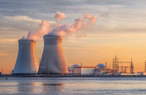 Japan lässt nach Fukushima wieder Kernkraft zu