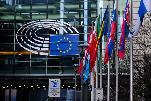 EU-Gesetzgeber weisen Versuche zurück, Vorschriften für grüne Investitionen zu blockieren
