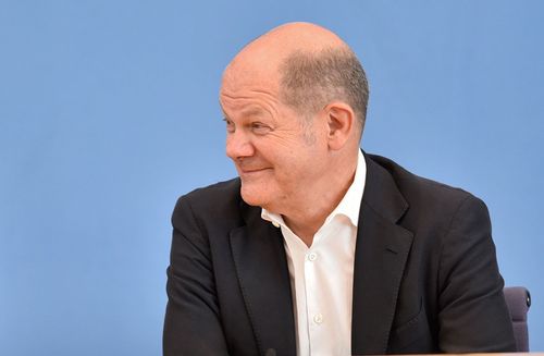 Koalition uneins über Verkauf von Hafenterminal-Anteilen an das chinesische Unternehmen Cosco