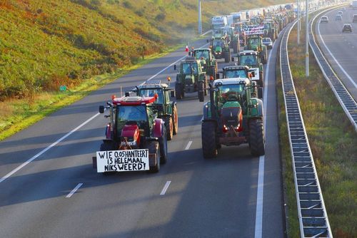 Verärgerte Landwirte machen weiter: Demonstrationen, wie sie die Niederlande noch nie gesehen haben