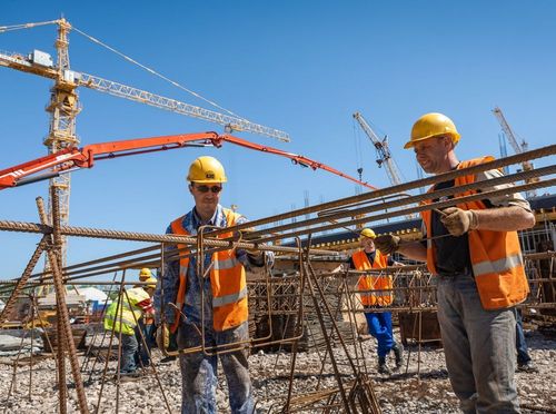 Fast 200.000 Arbeitnehmer in Russland stehen noch auf westlichen Lohnlisten