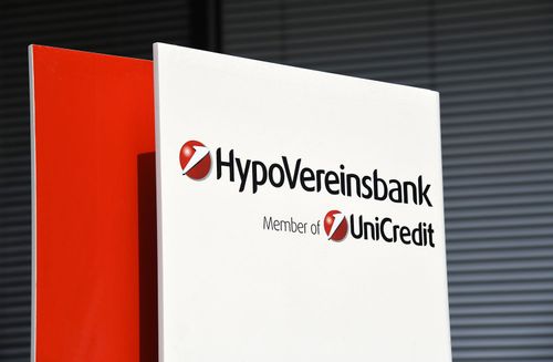 Monika Rast verlässt HVB: Überraschender Abgang in der Bankenwelt