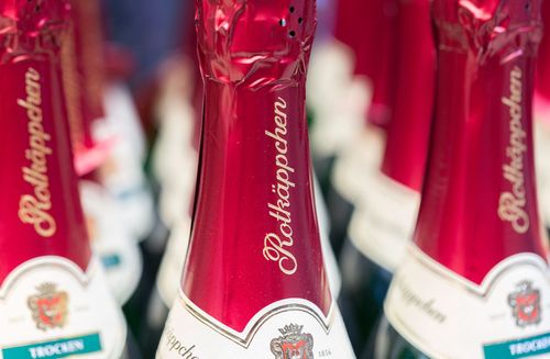 Rotkäppchen-Mumm kämpft mit höheren Kosten