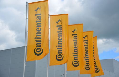 Continental schreibt Verlust durch Umbau