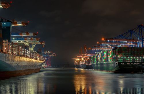 HHLA steigert Gewinn trotz globaler Herausforderungen
