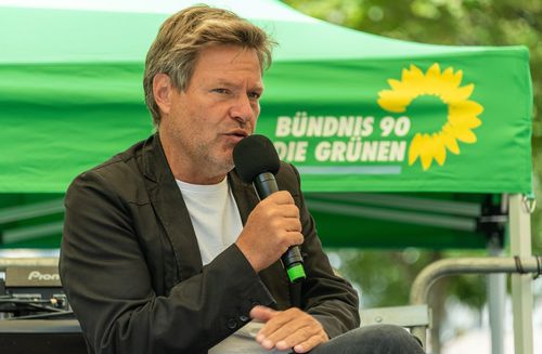 Schrittweiser Ausbau klimafreundlicher Kraftwerke geplant