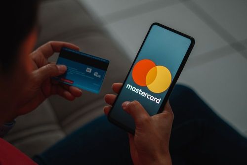 MasterCard gibt Goodies an Instacard-Kunden aus