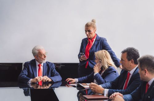 Familienunternehmen in Deutschland: Generationenwechsel als Herausforderung