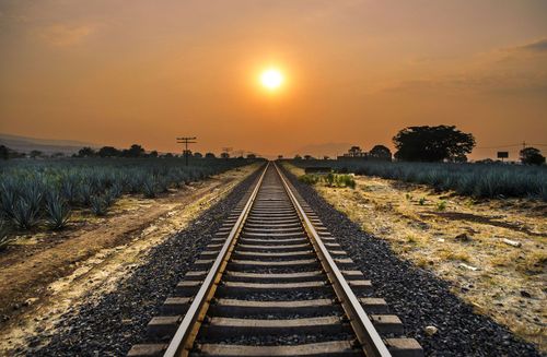Mexikos Schienenrevolution: Neue Bahnverbindung von Küste zu Küste
